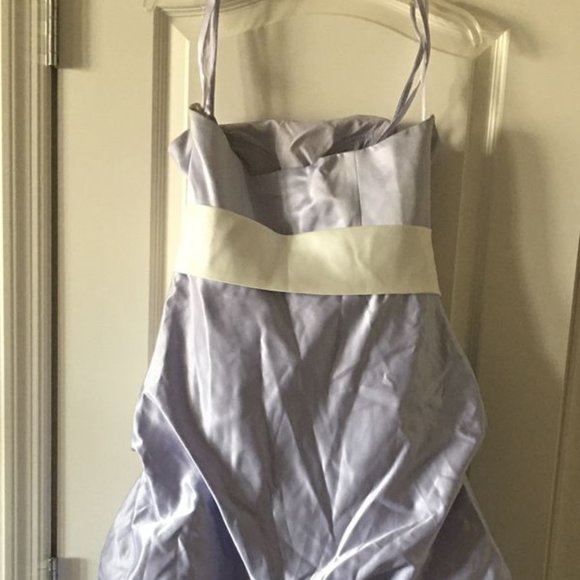 Lavender dress with white Bow on the waist - Picture 3 of 4